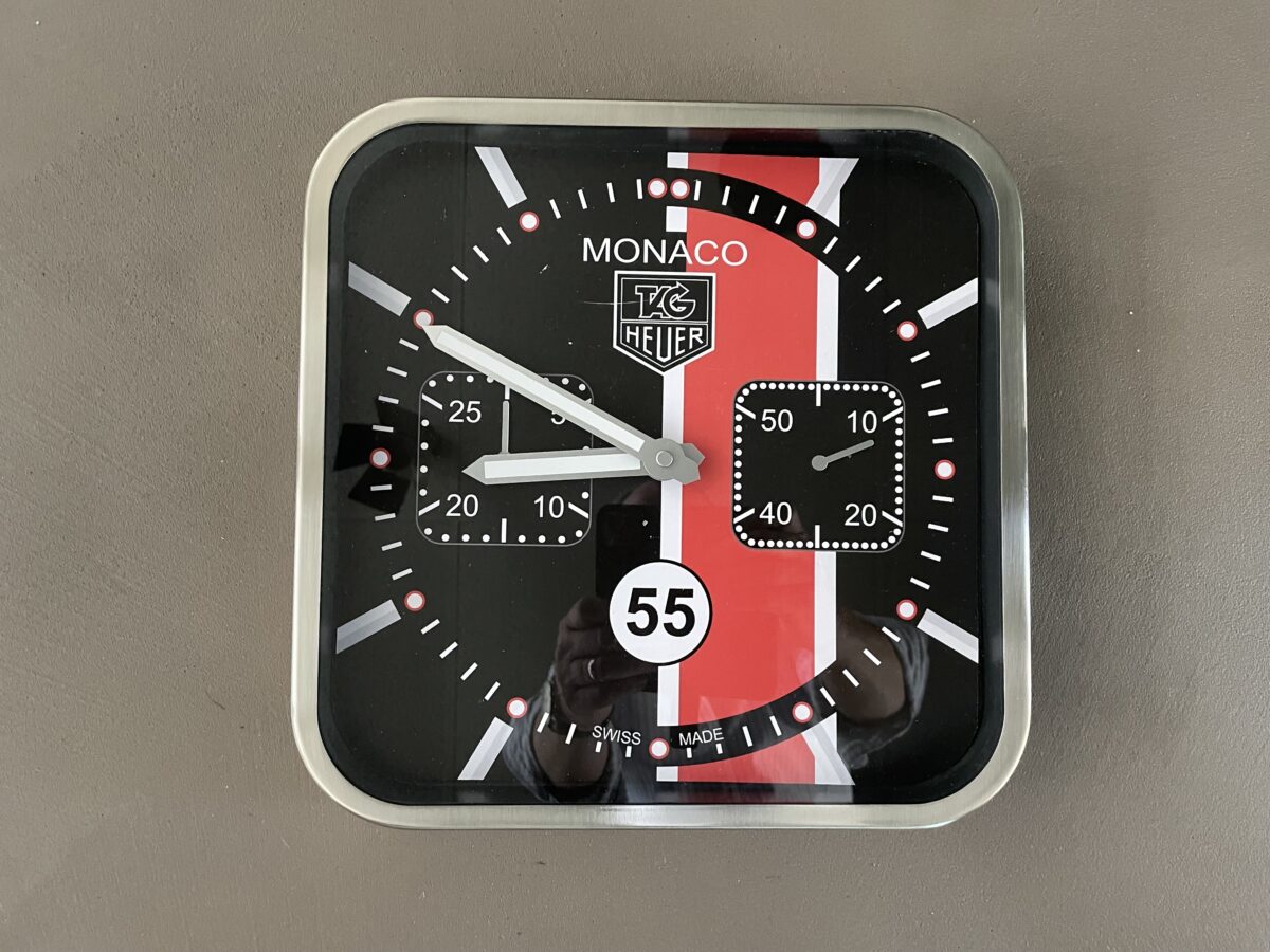 Speedometer clock – one-off piece in the ZÜRIRING shop