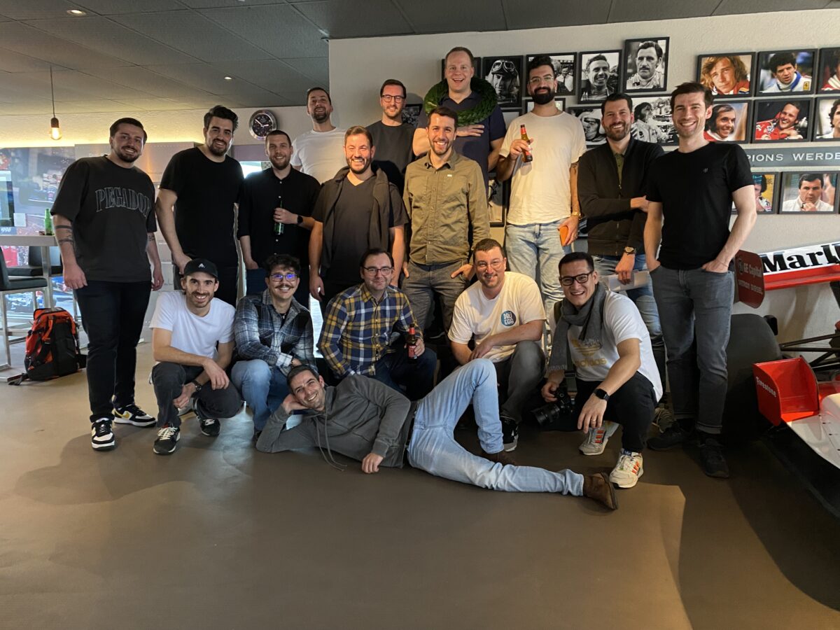 Teilnehmende beim Simracing-Event im ZÜRIRING